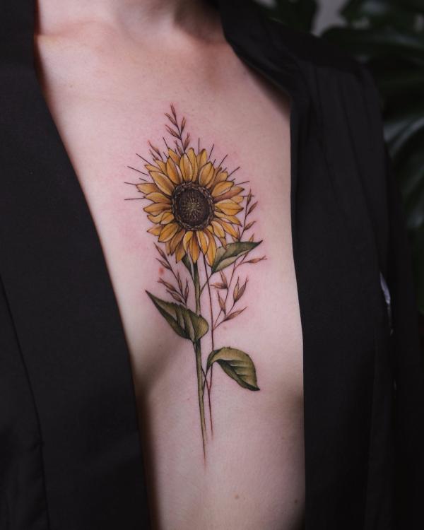 165 Unique Sternum Tattoo Designs for Women