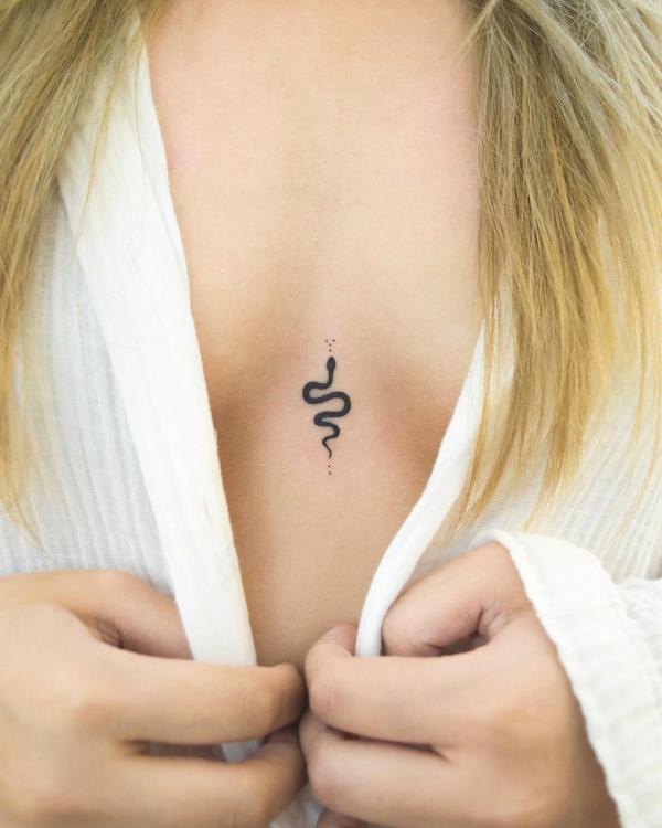 165 Unique Sternum Tattoo Designs for Women