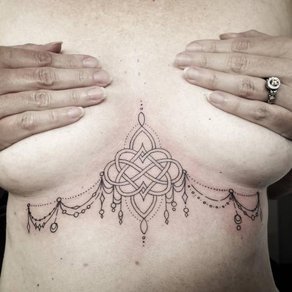 165 Unique Sternum Tattoo Designs for Women