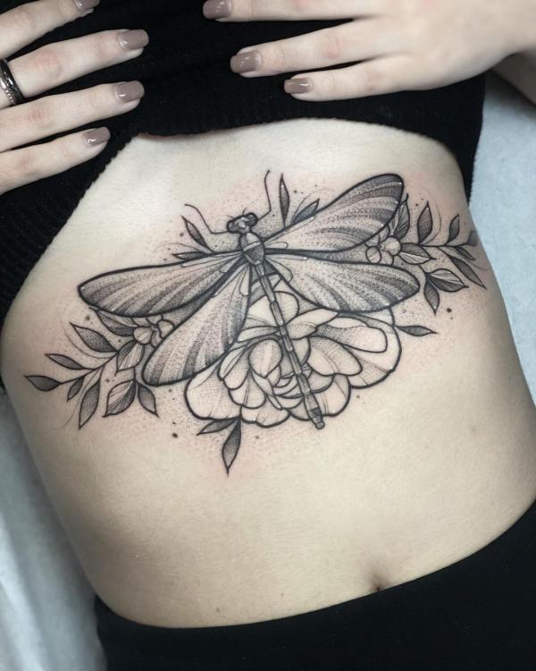 165 Unique Sternum Tattoo Designs for Women