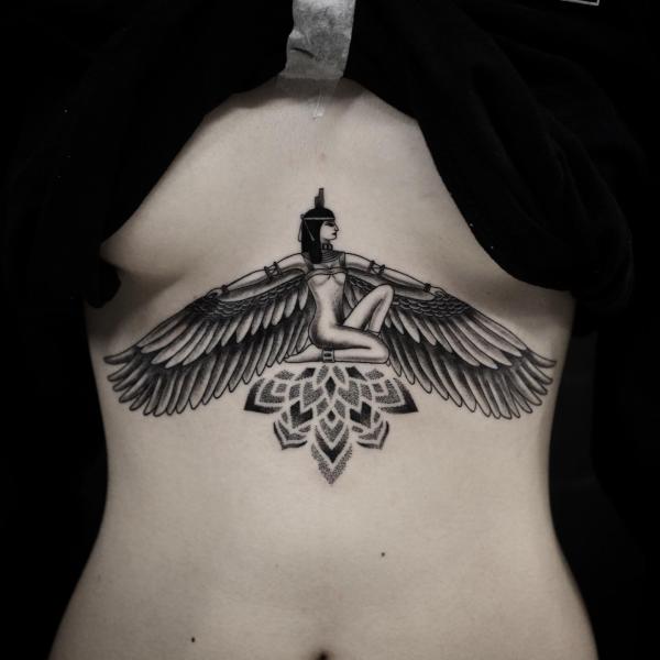 165 Unique Sternum Tattoo Designs for Women