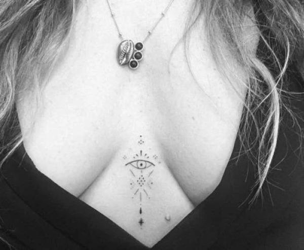 165 Unique Sternum Tattoo Designs for Women