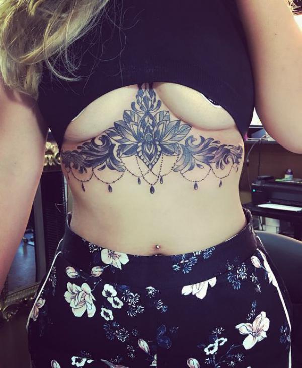 165 Unique Sternum Tattoo Designs for Women