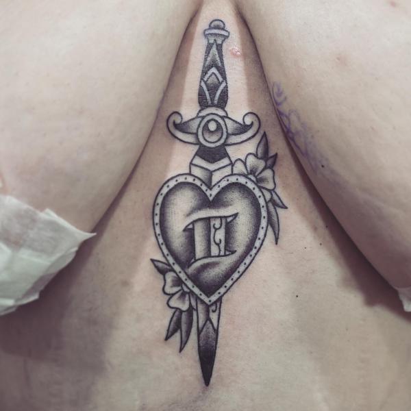 165 Unique Sternum Tattoo Designs for Women