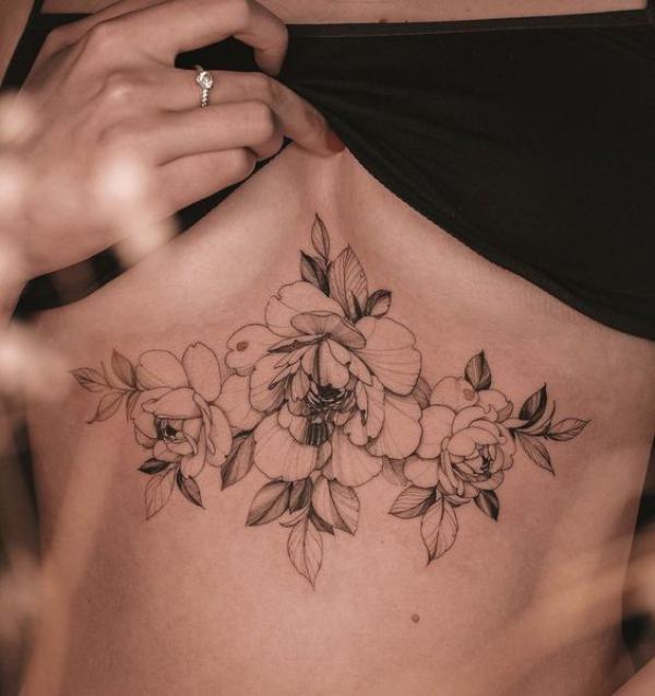 165 Unique Sternum Tattoo Designs for Women