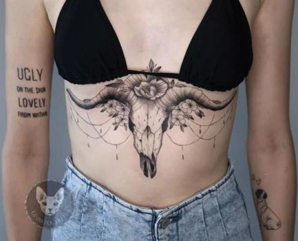 165 Unique Sternum Tattoo Designs for Women