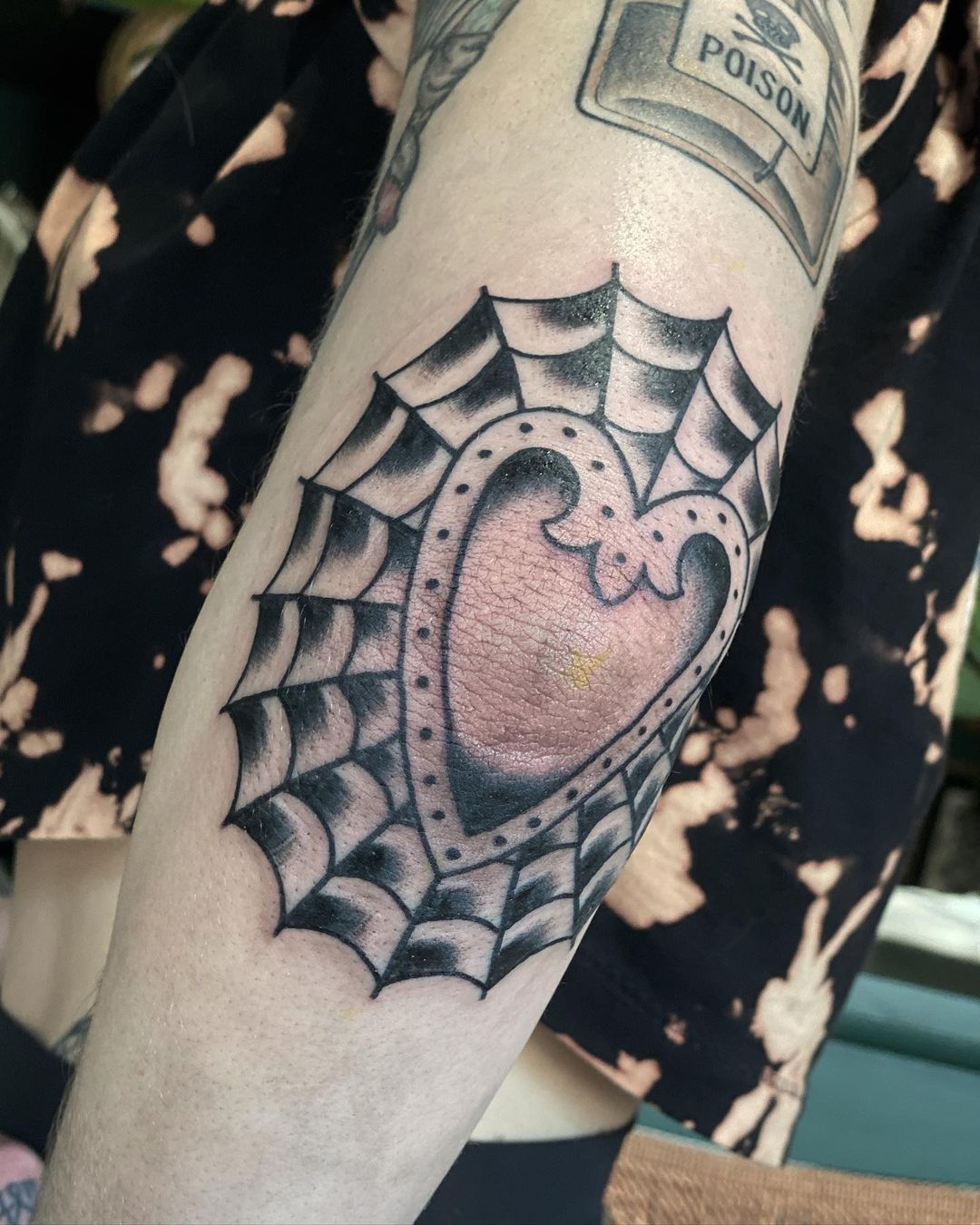 40 Striking Elbow Spiderweb Tattoo Designs