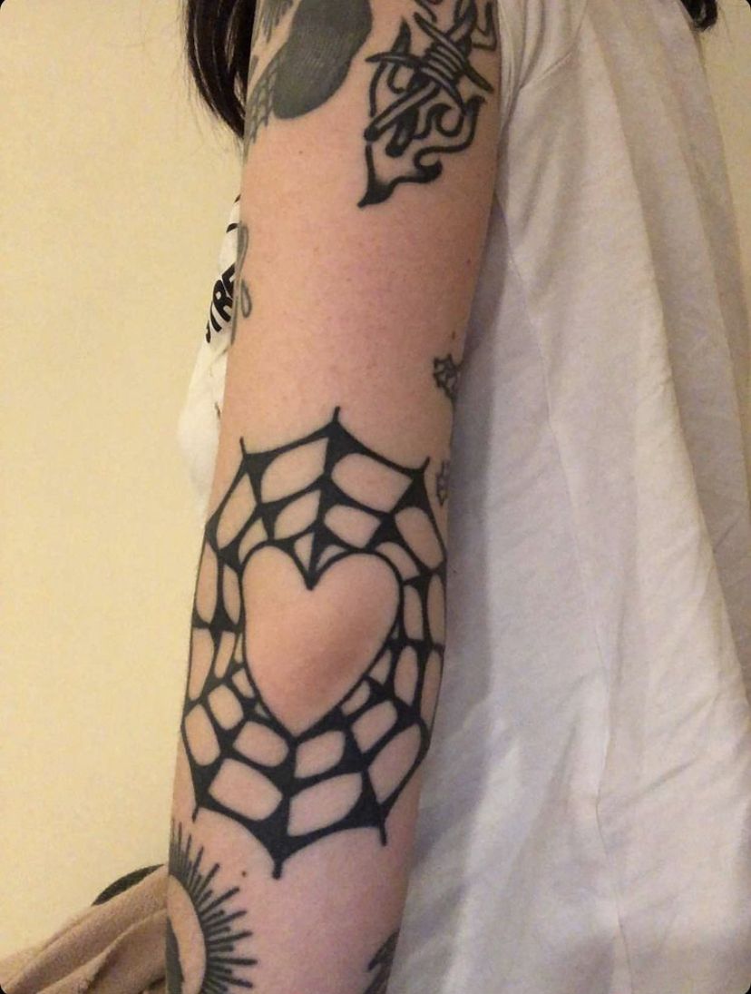 40 Striking Elbow Spiderweb Tattoo Designs