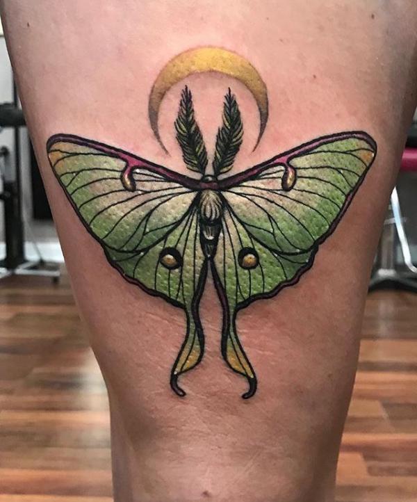 70 Above Knee Tattoo Designs for Your Inspiration