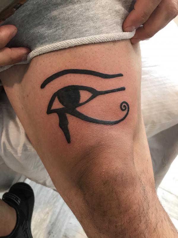 70 Above Knee Tattoo Designs for Your Inspiration