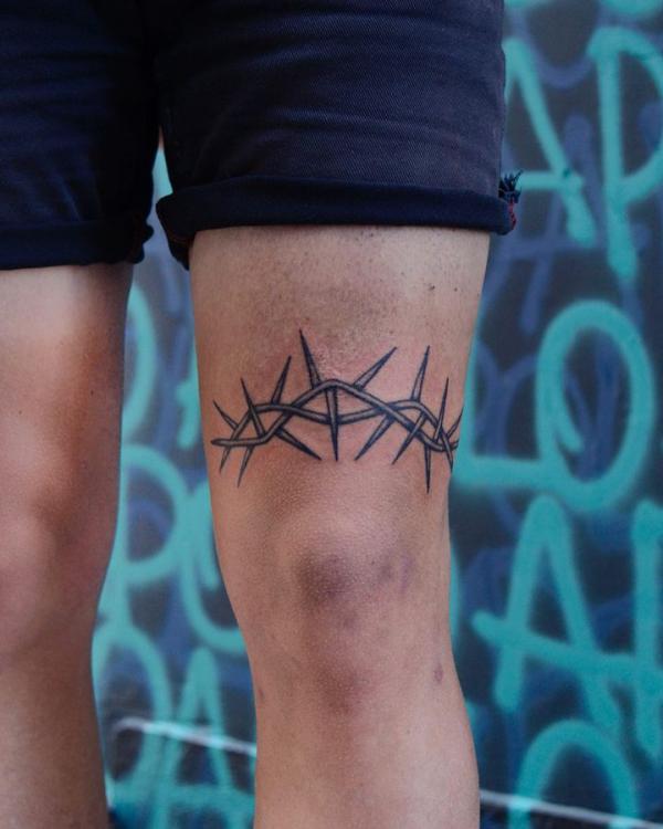 70 Above Knee Tattoo Designs for Your Inspiration