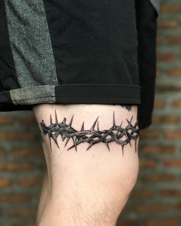 70 Above Knee Tattoo Designs for Your Inspiration