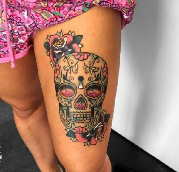 70 Above Knee Tattoo Designs for Your Inspiration