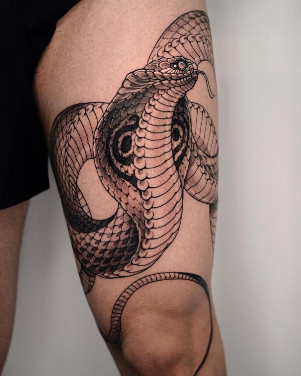 70 Above Knee Tattoo Designs for Your Inspiration