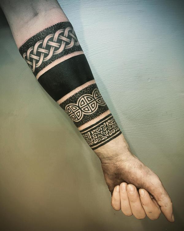 Tribal Tattoo Sleeve: Meaning of Symbols and Designs