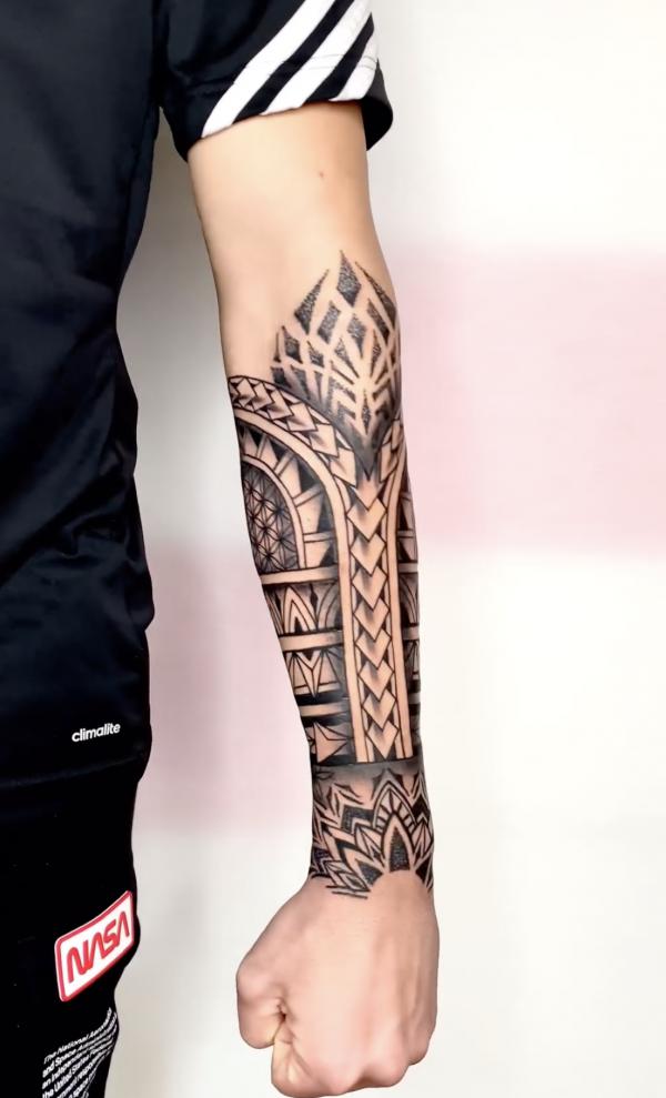 Tribal Tattoo Sleeve: Meaning of Symbols and Designs