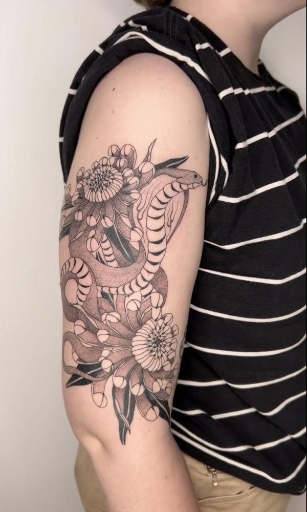 90 Artistic Upper Arm Tattoo Designs and Ideas