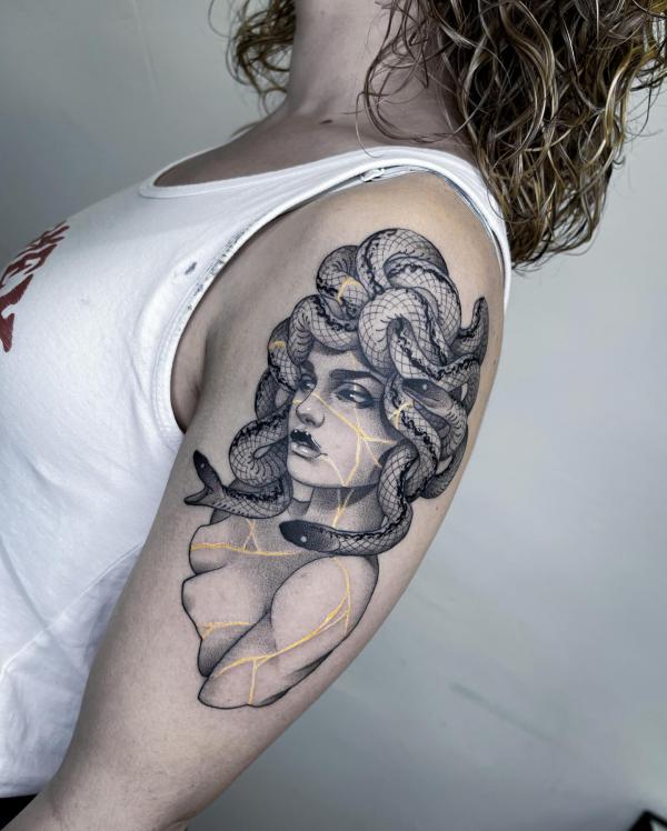 90 Artistic Upper Arm Tattoo Designs and Ideas