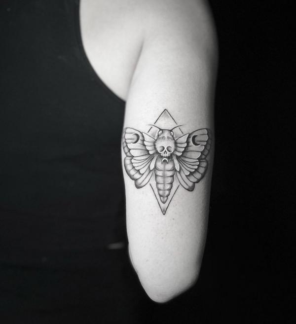 90 Artistic Upper Arm Tattoo Designs and Ideas