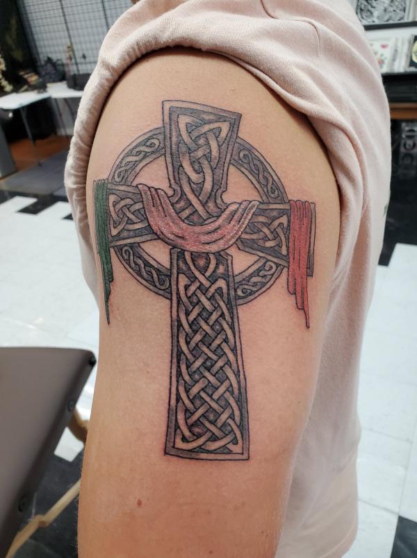 90 Artistic Upper Arm Tattoo Designs and Ideas