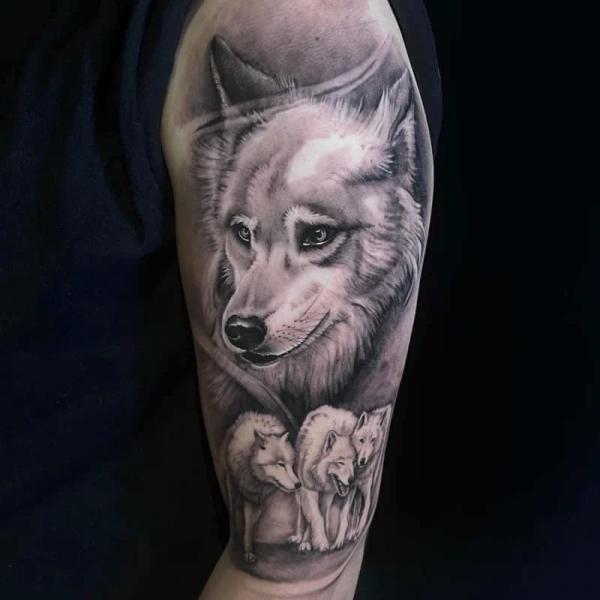 90 Artistic Upper Arm Tattoo Designs and Ideas