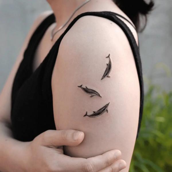 90 Artistic Upper Arm Tattoo Designs and Ideas