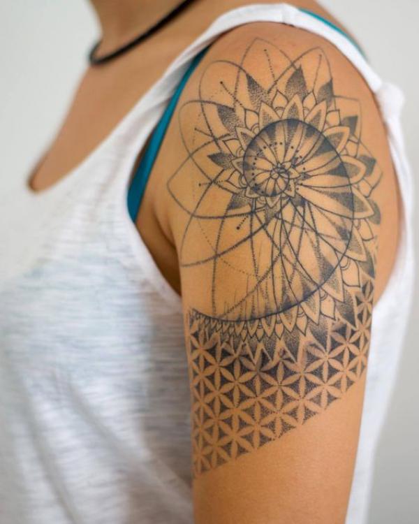 90 Artistic Upper Arm Tattoo Designs and Ideas