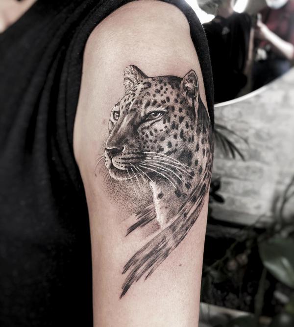90 Artistic Upper Arm Tattoo Designs and Ideas