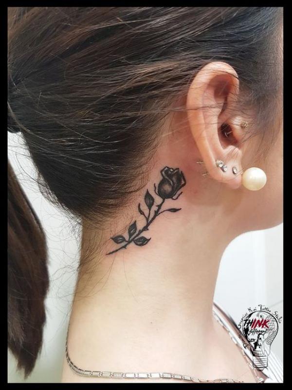 70 Masterful Rose Neck Tattoos and Their Meanings