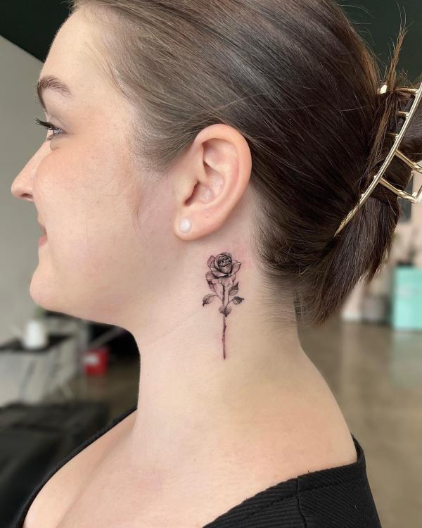 70 Masterful Rose Neck Tattoos and Their Meanings