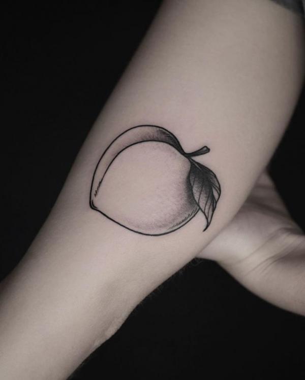 50 Peach Tattoo Designs with Meaning