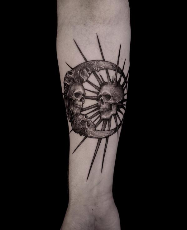 100 Sun and Moon Tattoos with Meaning