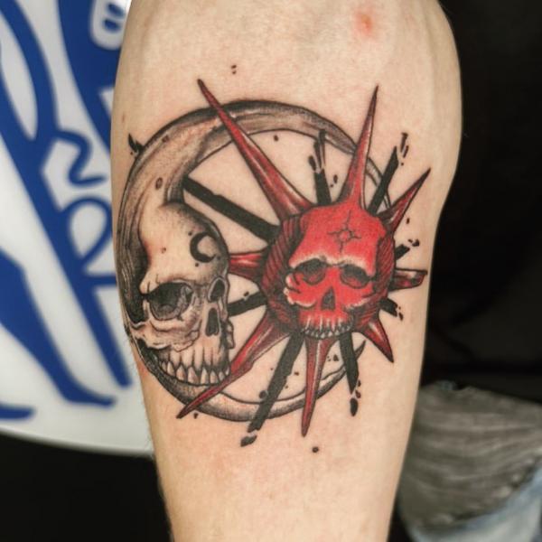 100 Sun and Moon Tattoos with Meaning