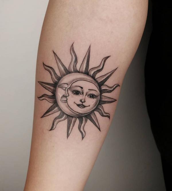 100 Sun and Moon Tattoos with Meaning