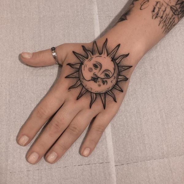 100 Sun and Moon Tattoos with Meaning