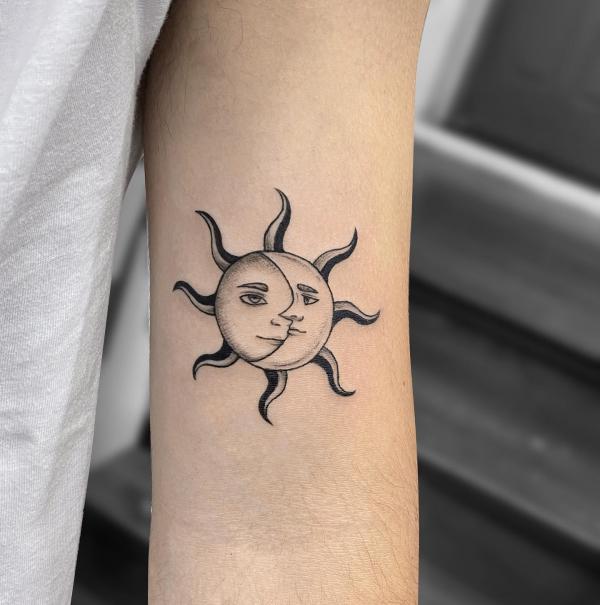 100 Sun and Moon Tattoos with Meaning