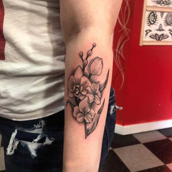 50 Gladiolus Tattoo Designs with Meaning