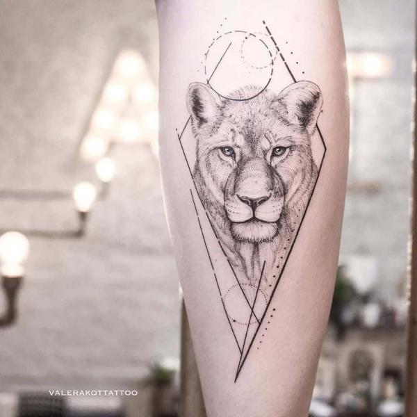 90 Lioness Tattoo Designs with Meaning