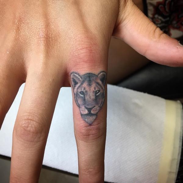 90 Lioness Tattoo Designs with Meaning