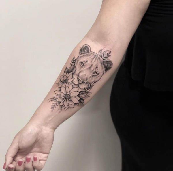 90 Lioness Tattoo Designs with Meaning