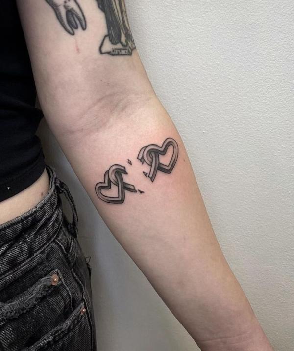 100 Broken Heart Tattoos and Their Meanings