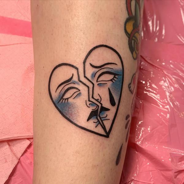 100 Broken Heart Tattoos and Their Meanings