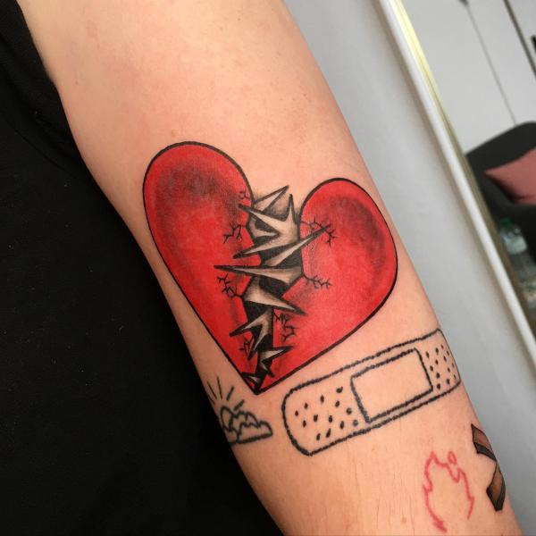 100 Broken Heart Tattoos and Their Meanings