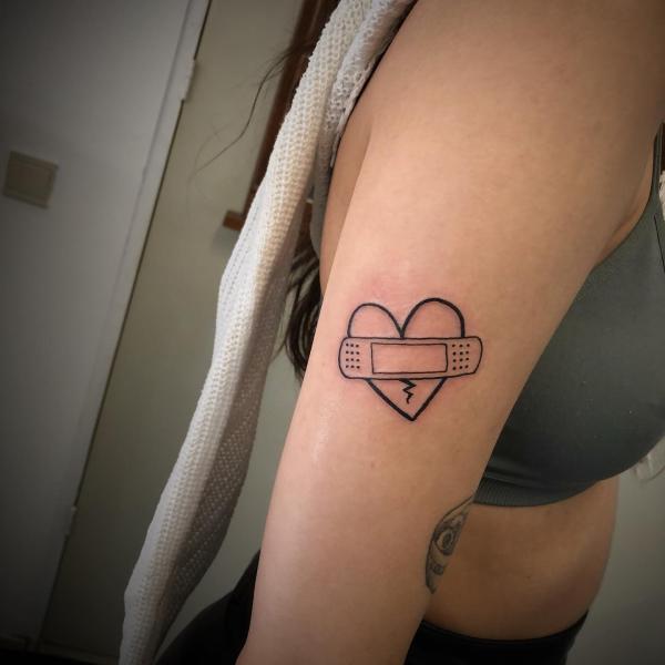 100 Broken Heart Tattoos and Their Meanings