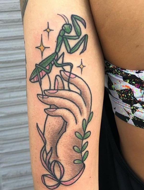 50 praying mantis tattoos: Meaning and Designs