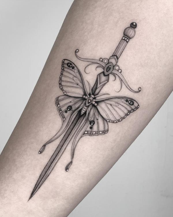 100 Luna Moth Tattoos: Meaning, Designs and Styles