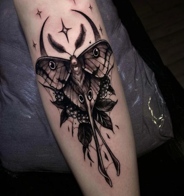 100 Luna Moth Tattoos: Meaning, Designs and Styles