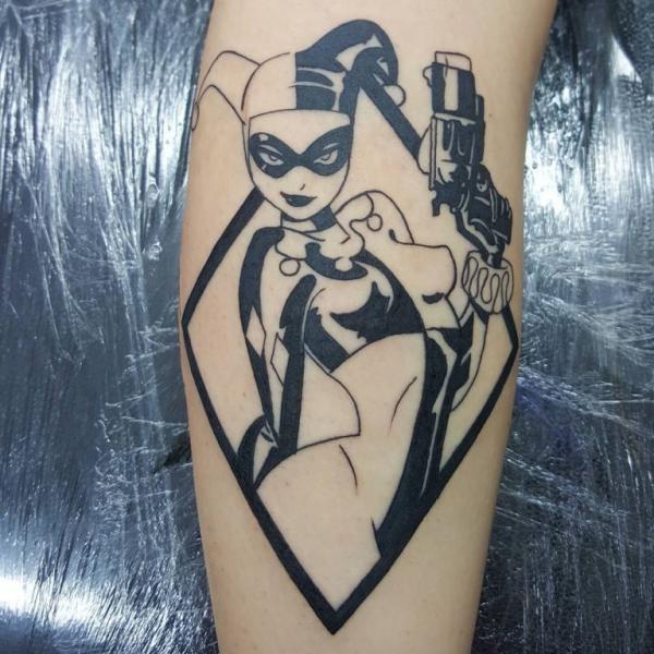 100 Harley Quinn Tattoo Ideas: Designs and Meaning