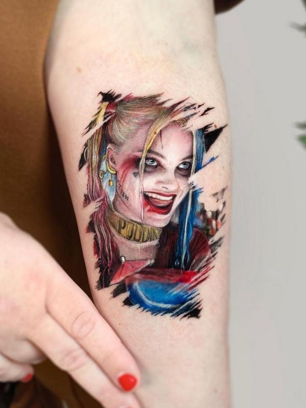 100 Harley Quinn Tattoo Ideas: Designs and Meaning