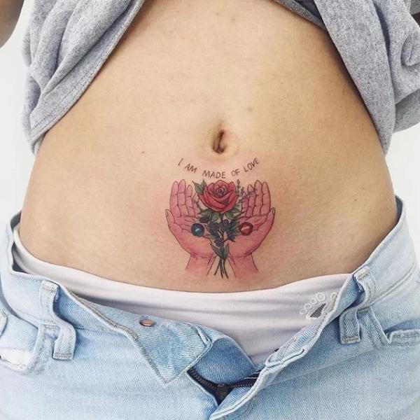 140 Meaningful Stomach Tattoos for Women